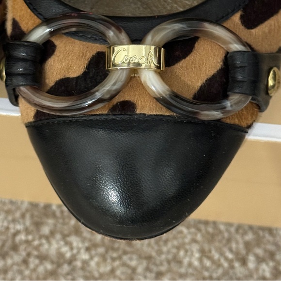 Beautiful Coach heels Leopard print. Size 7.5 - Picture 4 of 4